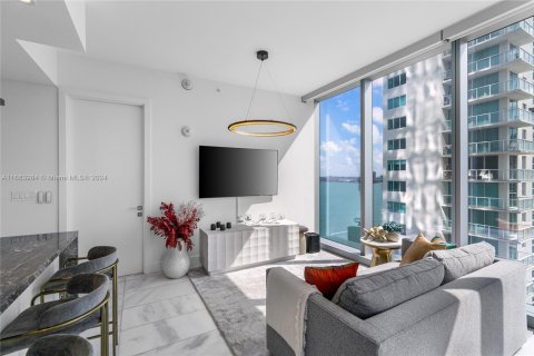 Condominio en venta en Miami, Florida, 2 dormitorios, 88.72 m2 № 1418785 - foto 13