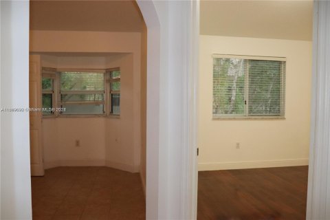 Condo in Homestead, Florida, 2 bedrooms  № 1385984 - photo 8