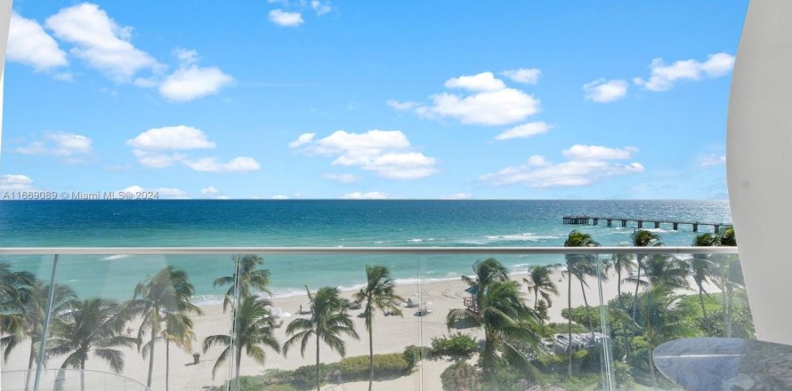 Condo in Sunny Isles Beach, Florida, 1 bedroom  № 1385983