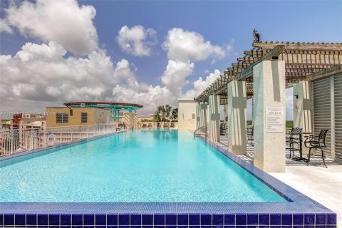 Copropriété à vendre à Miami, Floride: 1 chambre, 71.53 m2 № 1385938 - photo 15