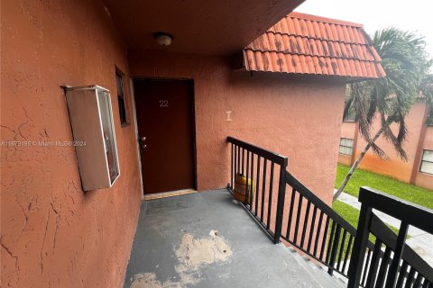 Condo in Hialeah, Florida, 3 bedrooms  № 1397013 - photo 5