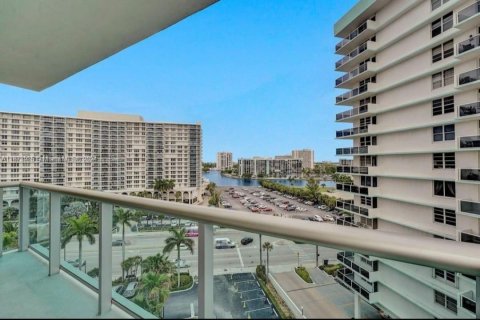 Condominio en venta en Hollywood, Florida, 2 dormitorios, 108.97 m2 № 1397066 - foto 16