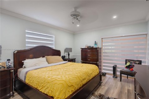 Casa en venta en Miami, Florida, 3 dormitorios № 1397015 - foto 9