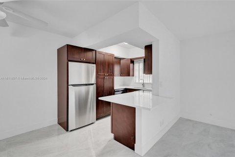 Condominio en venta en Coral Springs, Florida, 2 dormitorios, 92.9 m2 № 1233848 - foto 7