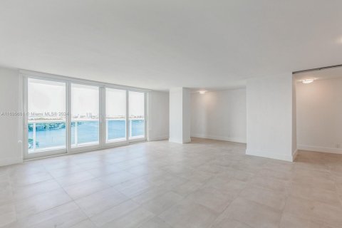 Copropriété à vendre à Miami Beach, Floride: 92.25 m2 № 1305344 - photo 5