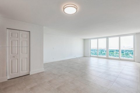 Copropriété à vendre à Miami Beach, Floride: 92.25 m2 № 1305344 - photo 4