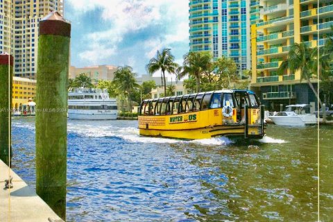 Condominio en venta en Fort Lauderdale, Florida, 2 dormitorios № 1395224 - foto 13