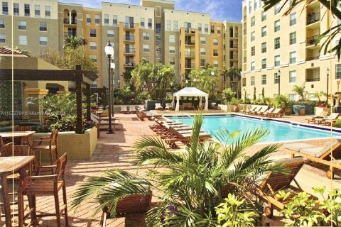 Condo in Fort Lauderdale, Florida, 2 bedrooms  № 1395224 - photo 24