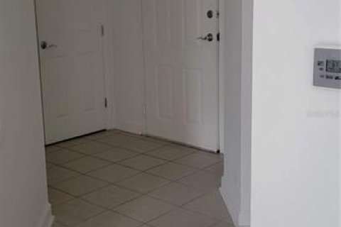 Condominio en venta en Davenport, Florida, 2 dormitorios, 103.31 m2 № 1018992 - foto 3