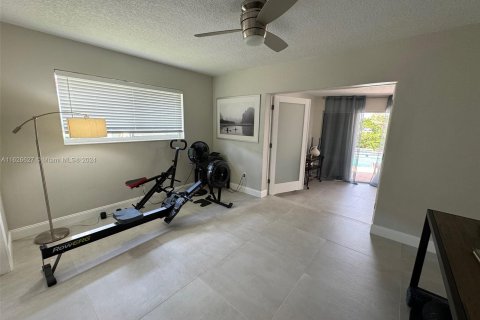 Villa ou maison à vendre à Pompano Beach, Floride: 3 chambres, 181.44 m2 № 1281136 - photo 27