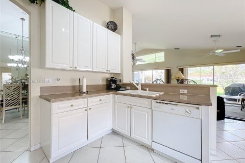 Villa ou maison à vendre à Boynton Beach, Floride: 3 chambres, 175.03 m2 № 1065244 - photo 8