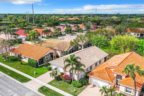 Villa ou maison à vendre à Boynton Beach, Floride: 3 chambres, 175.03 m2 № 1065244 - photo 1