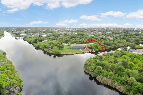 Terreno en venta en Port Charlotte, Florida № 1250727 - foto 2