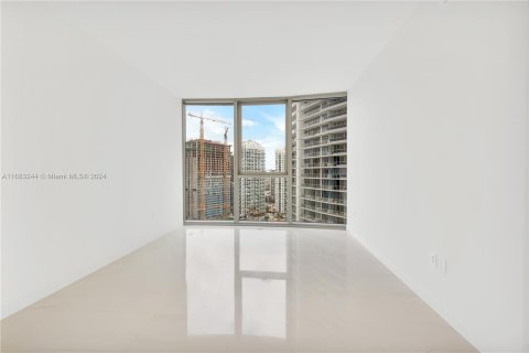 Condominio en venta en Miami, Florida, 3 dormitorios, 216.37 m2 № 1423961 - foto 20