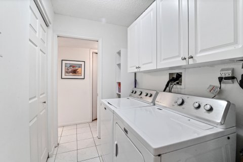 Condominio en venta en Lake Worth, Florida, 3 dormitorios, 154.5 m2 № 1098869 - foto 13