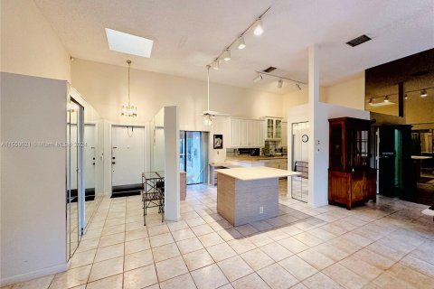 Villa ou maison à vendre à Hallandale Beach, Floride: 3 chambres, 150.87 m2 № 1091501 - photo 7