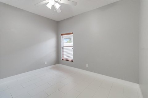 House in Orlando, Florida 3 bedrooms, 158.49 sq.m. № 1380778 - photo 27