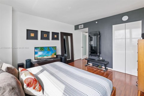 Condominio en venta en Miami Beach, Florida, 1 dormitorio, 69.31 m2 № 1035348 - foto 17
