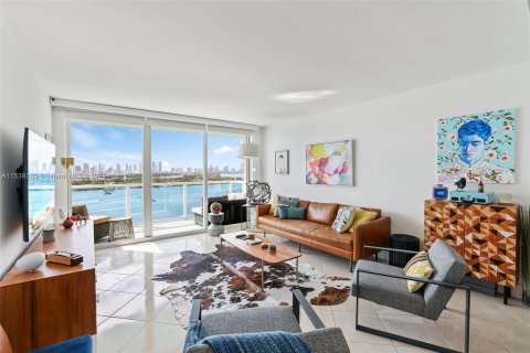 Condominio en venta en Miami Beach, Florida, 1 dormitorio, 69.31 m2 № 1035348 - foto 4