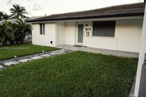 Casa en venta en Miami, Florida, 4 dormitorios, 151.43 m2 № 1410695 - foto 23