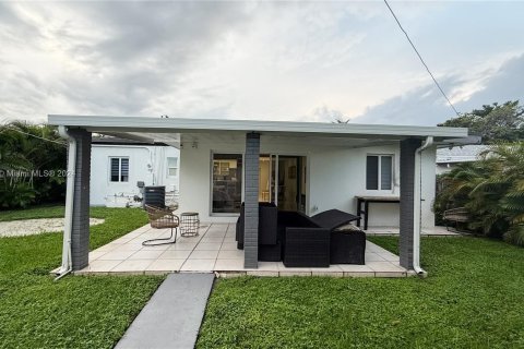 Casa en venta en Miami, Florida, 4 dormitorios, 151.43 m2 № 1410695 - foto 21