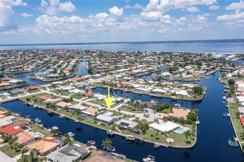 Casa en venta en Punta Gorda, Florida, 3 dormitorios, 150.22 m2 № 1323278 - foto 5