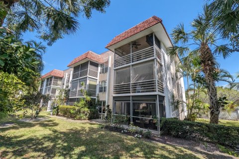 Copropriété à vendre à Lauderhill, Floride: 2 chambres, 99.41 m2 № 1047684 - photo 23