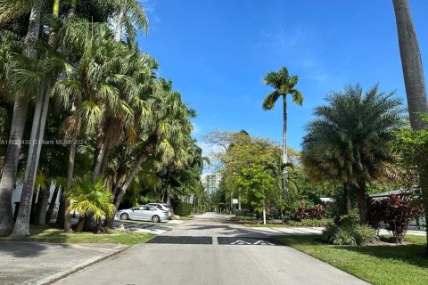 Villa ou maison à vendre à North Bay Village, Floride: 2 chambres, 123.65 m2 № 1309255 - photo 7