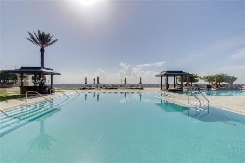 Copropriété à vendre à Hallandale Beach, Floride: 2 chambres, 165.55 m2 № 1033110 - photo 22