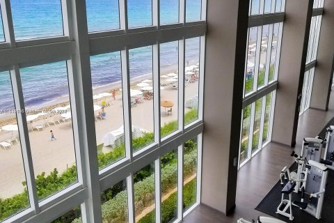 Copropriété à vendre à Hallandale Beach, Floride: 2 chambres, 165.55 m2 № 1033110 - photo 21