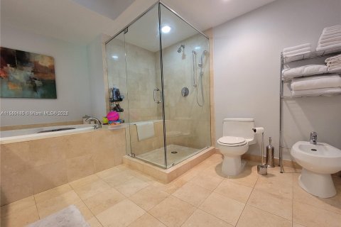 Copropriété à vendre à Hallandale Beach, Floride: 2 chambres, 165.55 m2 № 1033110 - photo 16