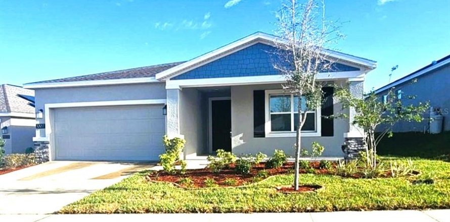 House in Davenport, Florida 4 bedrooms, 193.24 sq.m. № 1378453