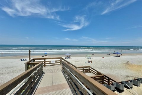 Condo in New Smyrna Beach, Florida, 3 bedrooms  № 1378455 - photo 3