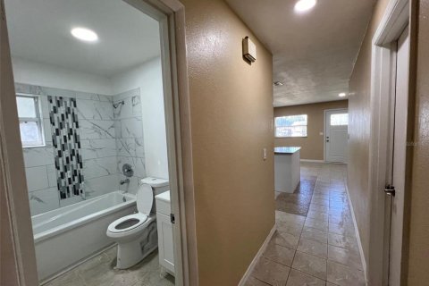 Casa en venta en Orlando, Florida, 4 dormitorios, 141.21 m2 № 1379363 - foto 22