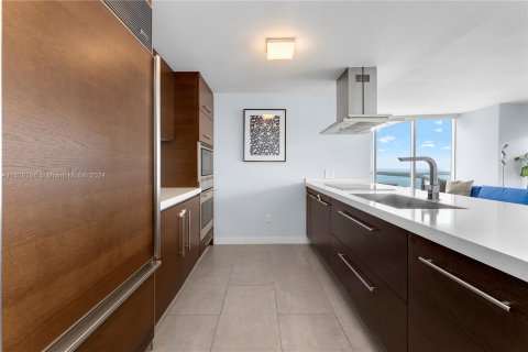 Copropriété à vendre à Miami, Floride: 3 chambres, 173.73 m2 № 1220963 - photo 7