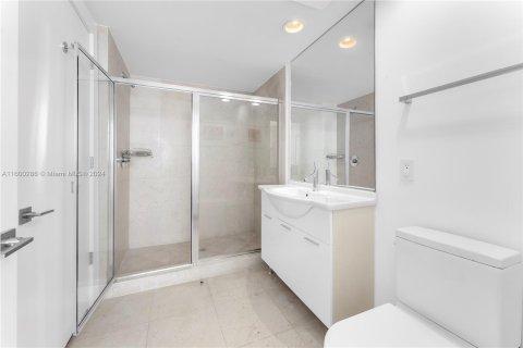 Condominio en venta en Miami, Florida, 3 dormitorios, 173.73 m2 № 1220963 - foto 17