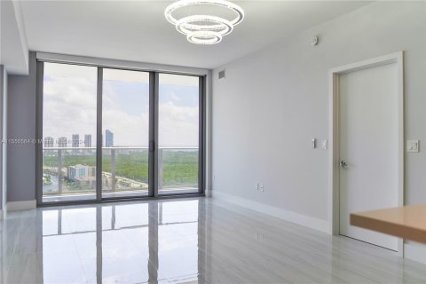 Condominio en venta en North Miami Beach, Florida, 1 dormitorio, 87.05 m2 № 1065175 - foto 7