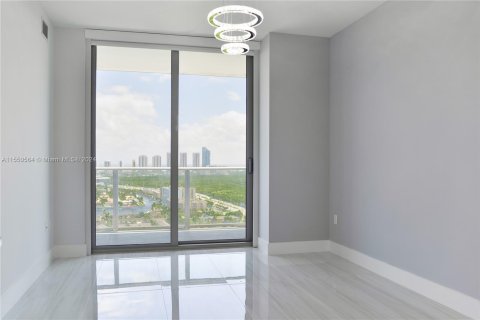 Condominio en venta en North Miami Beach, Florida, 1 dormitorio, 87.05 m2 № 1065175 - foto 12