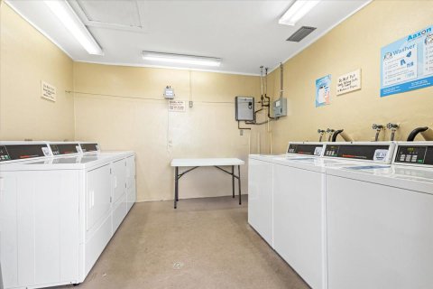 Купить таунхаус в Форт-Пирс, Флорида 2 спальни, 100.24м2, № 1054819 - фото 10