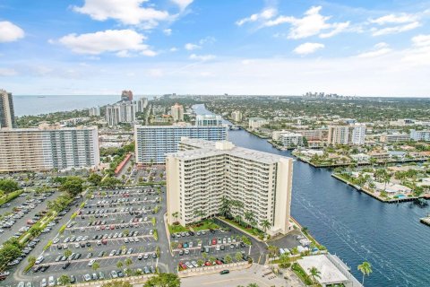 Condominio en venta en Fort Lauderdale, Florida, 1 dormitorio, 74.32 m2 № 1054779 - foto 3