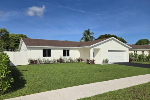 House in Homestead, Florida 4 bedrooms, 152.92 sq.m. № 1427214 - photo 3