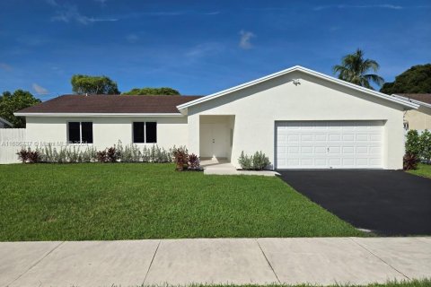 House in Homestead, Florida 4 bedrooms, 152.92 sq.m. № 1427214 - photo 1