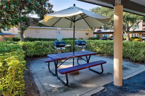 Condo in Sarasota, Florida, 1 bedroom  № 1378081 - photo 27