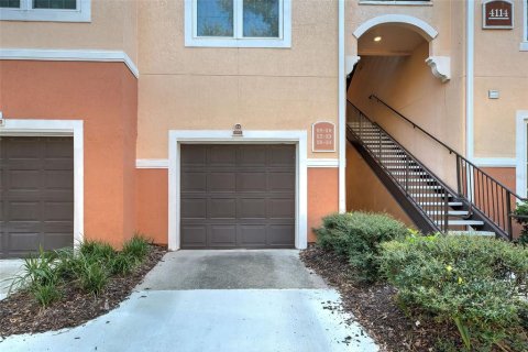 Condo in Sarasota, Florida, 1 bedroom  № 1378081 - photo 3