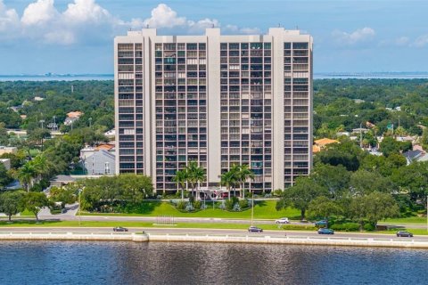 Copropriété à louer à Tampa, Floride: 3 chambres, 185.43 m2 № 1378111 - photo 1