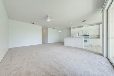 Touwnhouse à vendre à Kissimmee, Floride: 2 chambres, 121.33 m2 № 1378082 - photo 8