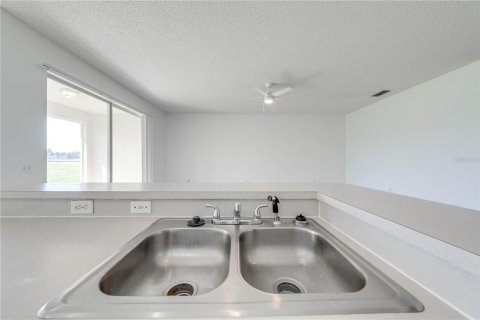 Touwnhouse à vendre à Kissimmee, Floride: 2 chambres, 121.33 m2 № 1378082 - photo 19