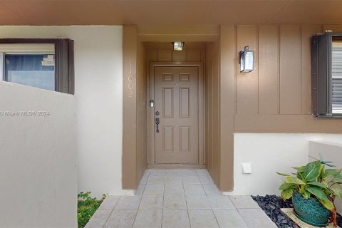 Townhouse in Miami, Florida 2 bedrooms, 93.18 sq.m. № 1402768 - photo 6