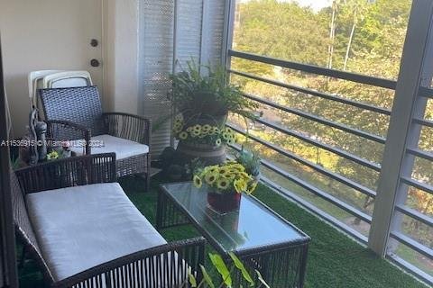 Copropriété à vendre à Pembroke Pines, Floride: 2 chambres, 102.19 m2 № 1029811 - photo 13