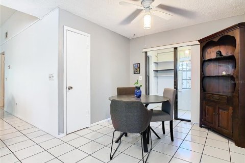 Villa ou maison à vendre à Kissimmee, Floride: 3 chambres, 135.82 m2 № 1336276 - photo 14